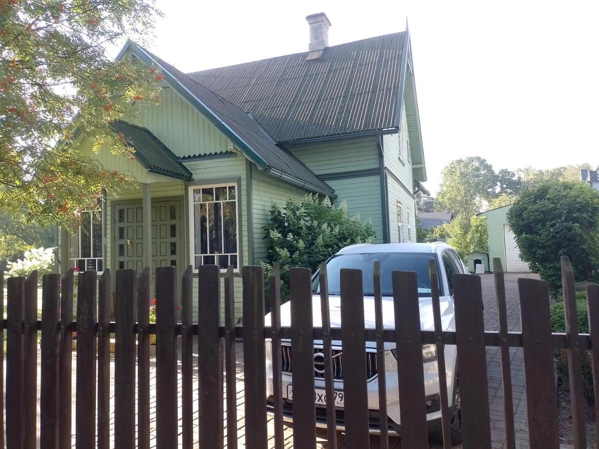 House, Garden & Sauna. Free Parking. Train Stop-200 M. Sea-1 Km. Jūrkalne Eksteriør bilde